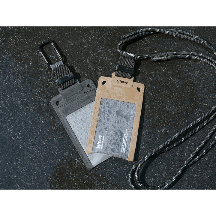 Shop and buy Bitplay AquaSeal Badge Holder V2 100% Waterproof Flexible Matte Surface Keeps Your Info Private| Casefactorie® online with great deals and sales prices with fast and safe shipping. Casefactorie is the largest Singapore official authorised retailer for the largest collection of mobile premium accessories.