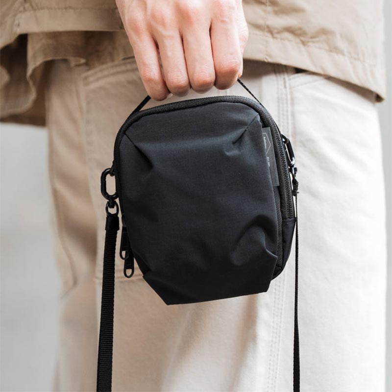 Bitplay Essential 0.5L Transit Pouch – Compact Water-Resistant Travel Sling with 3D Pocket & Multi-Organizer Compartments