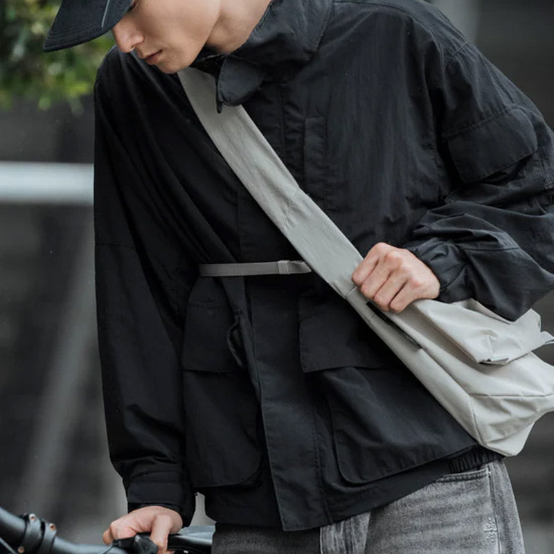 Bitplay Essential 6.5L Messenger Bag, Black