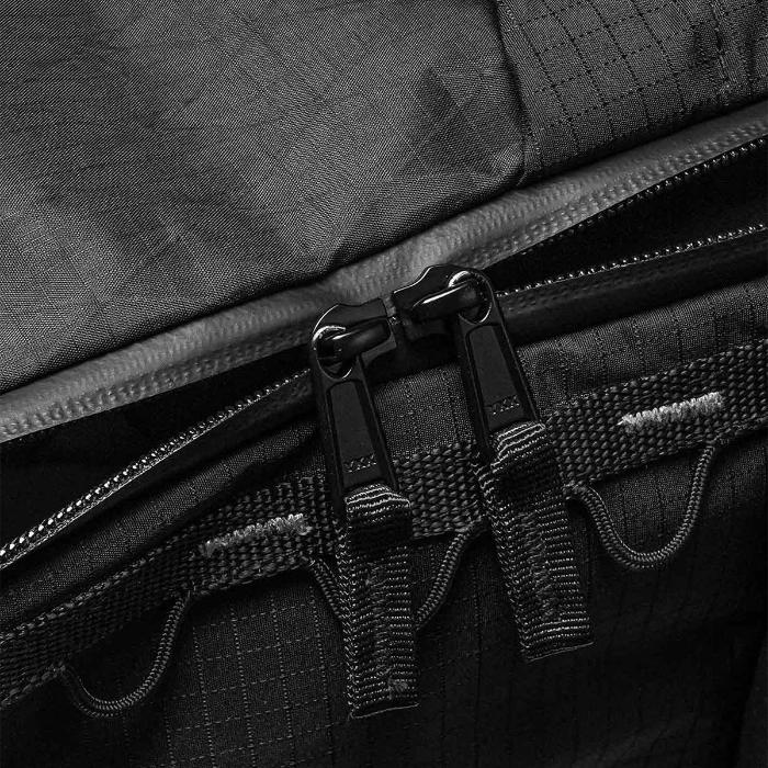 Shop and buy Bitplay Black Series Backpack 28L| Casefactorie® online with great deals and sales prices with fast and safe shipping. Casefactorie is the largest Singapore official authorised retailer for the largest collection of mobile premium accessories.