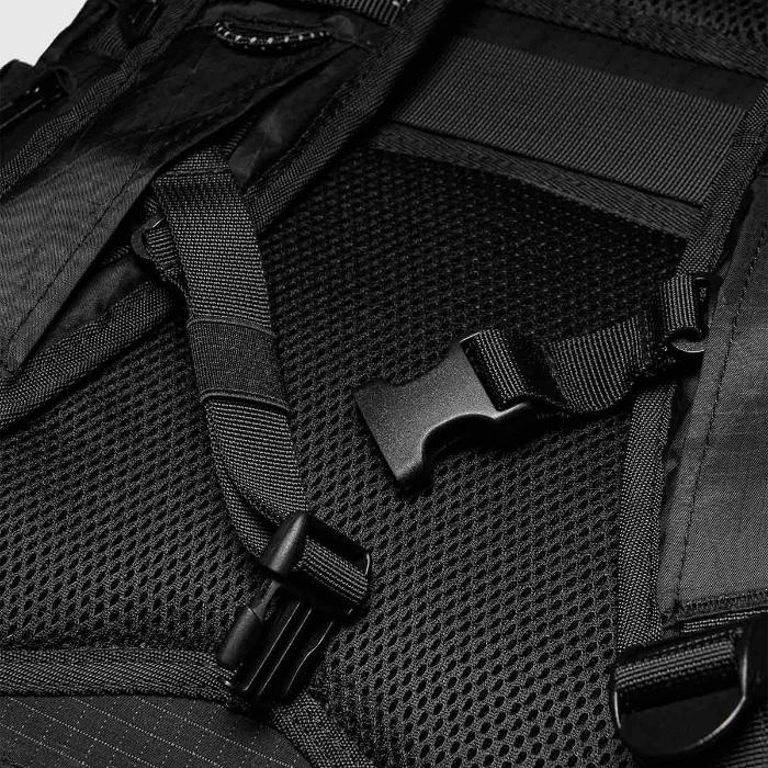 Shop and buy Bitplay Black Series Backpack 28L| Casefactorie® online with great deals and sales prices with fast and safe shipping. Casefactorie is the largest Singapore official authorised retailer for the largest collection of mobile premium accessories.