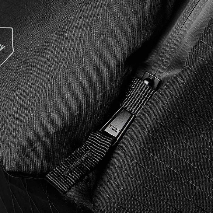 Shop and buy Bitplay Black Series Backpack 28L| Casefactorie® online with great deals and sales prices with fast and safe shipping. Casefactorie is the largest Singapore official authorised retailer for the largest collection of mobile premium accessories.