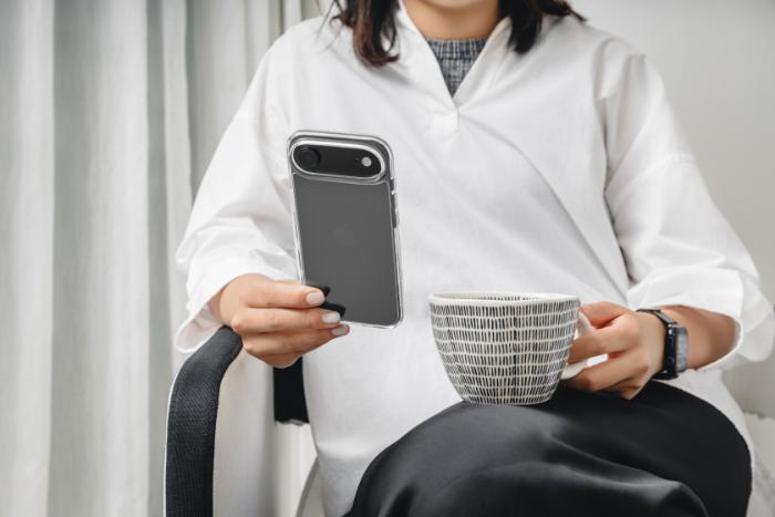 SwitchEasy Crush Protective Clear Case for iPhone 17 6.3" (2025)