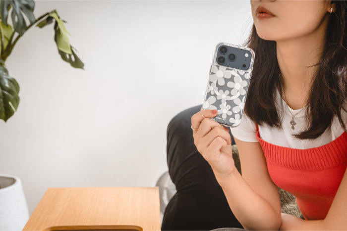 SwitchEasy Fleur M 3D Pattern Protective Case for iPhone 17 Pro Max 6.9" (2025)