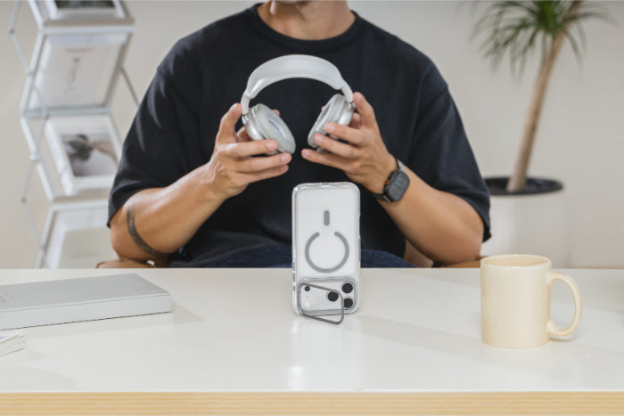 SwitchEasy LenStand M Protective Case for iPhone Air 6.5" (2025)