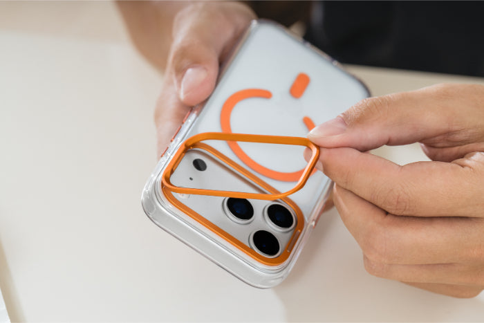 SwitchEasy LenStand M Protective Case for iPhone 17 6.3" (2025)