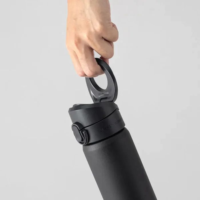 Shop and buy Rhinoshield AquaStand Magnetic Compatible Water Bottle with Adjustable Angles & Leak Proof| Casefactorie® online with great deals and sales prices with fast and safe shipping. Casefactorie is the largest Singapore official authorised retailer for the largest collection of mobile premium accessories.