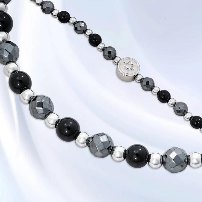 SwitchEasy LuxeLink Wrist Strap + Strap Card