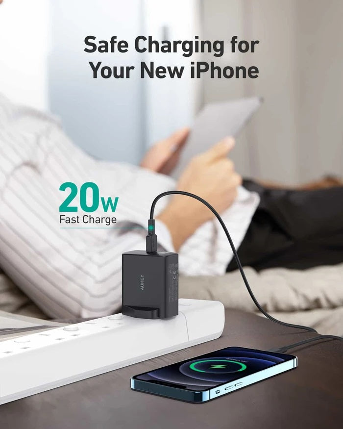 Shop and buy Aukey PA-F3S Swift Series 32W PD Dual USB-C & USB-A Wall Charger Power Delivery 2-Port| Casefactorie® online with great deals and sales prices with fast and safe shipping. Casefactorie is the largest Singapore official authorised retailer for the largest collection of mobile premium accessories.