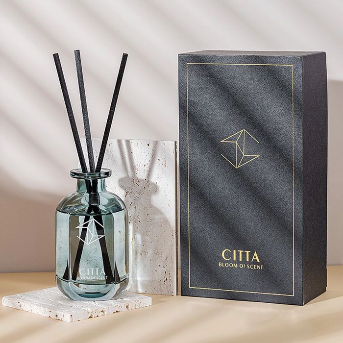 Shop and buy CITTA Wonderland Series Reed Diffuser Aromatherapy 180ML Premium Essential Oil with Reed Stick| Casefactorie® online with great deals and sales prices with fast and safe shipping. Casefactorie is the largest Singapore official authorised retailer for the largest collection of household and home care items.