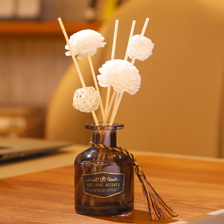 Shop and buy Hand-Made Sola Flower Aromatherapy Reed Diffuser Tetrapanax Papyrifer Dried Simulated Flowers| Casefactorie® online with great deals and sales prices with fast and safe shipping. Casefactorie is the largest Singapore official authorised retailer for the largest collection of household and home care items.