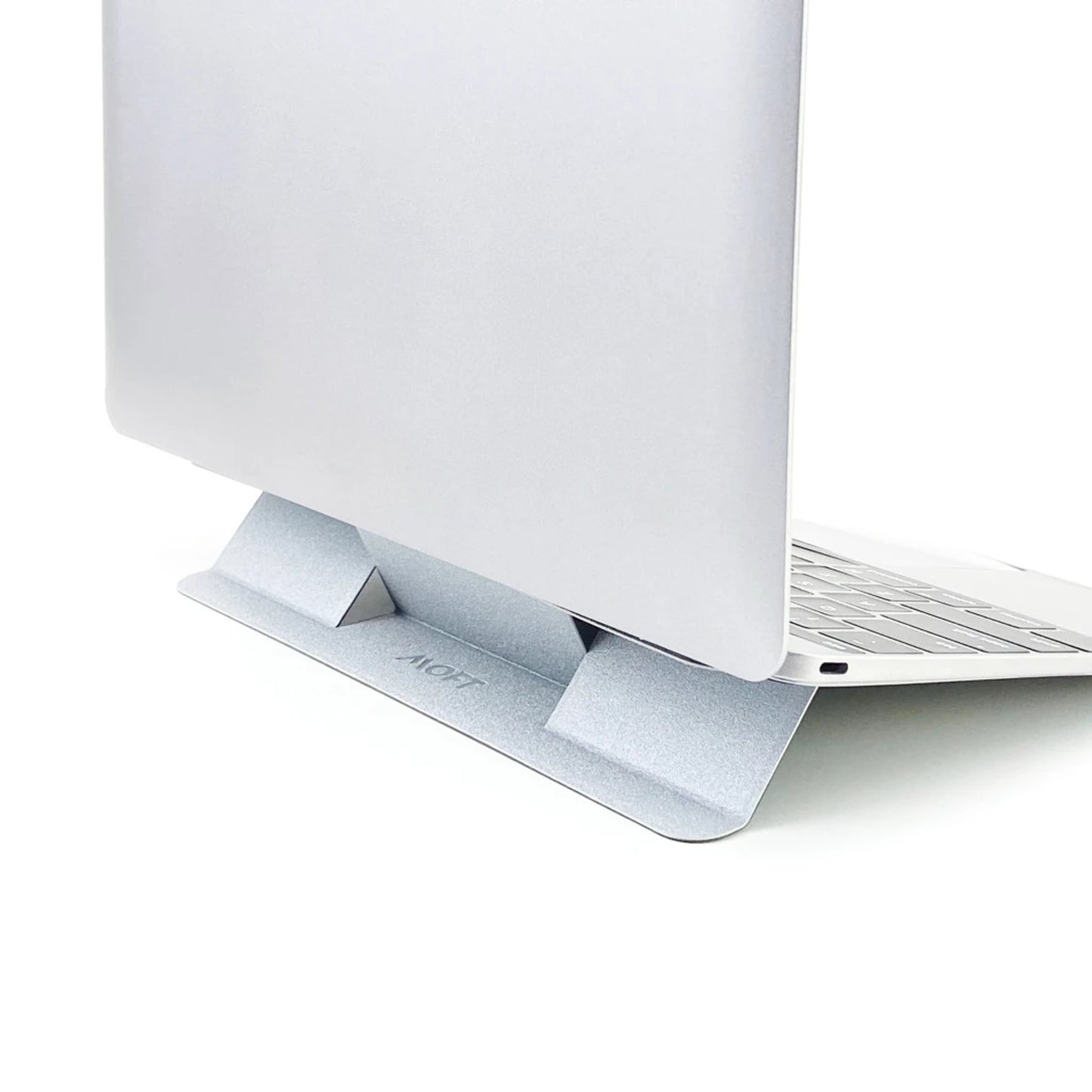 Shop and buy MOFT Compact Mini 10º Ultra-light & Foldable Adhesive Stand for Laptop 11" to 17" Lightweight Sturdy| Casefactorie® online with great deals and sales prices with fast and safe shipping. Casefactorie is the largest Singapore official authorised retailer for the largest collection of mobile premium accessories.