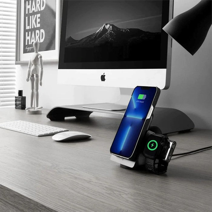 Shop and buy PITAKA MagEZ Slider with 4000mah Aramid fiber MagEZ Battery Pack Multi-Device Wireless Charger| Casefactorie® online with great deals and sales prices with fast and safe shipping. Casefactorie is the largest Singapore official authorised retailer for the largest collection of mobile premium accessories.
