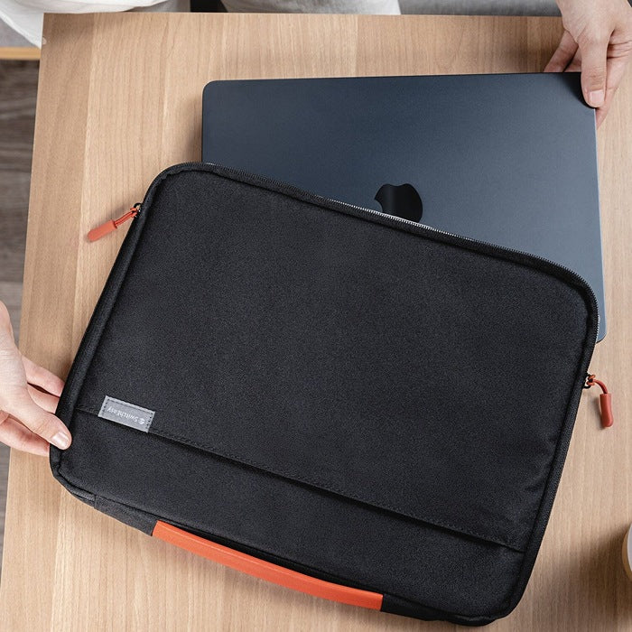 Shop and buy SwitchEasy Modern MacBook Sleeve 13" & 14" and 15" & 16" Laptop Shockproof padding high-quality| Casefactorie® online with great deals and sales prices with fast and safe shipping. Casefactorie is the largest Singapore official authorised retailer for the largest collection of mobile premium accessories.